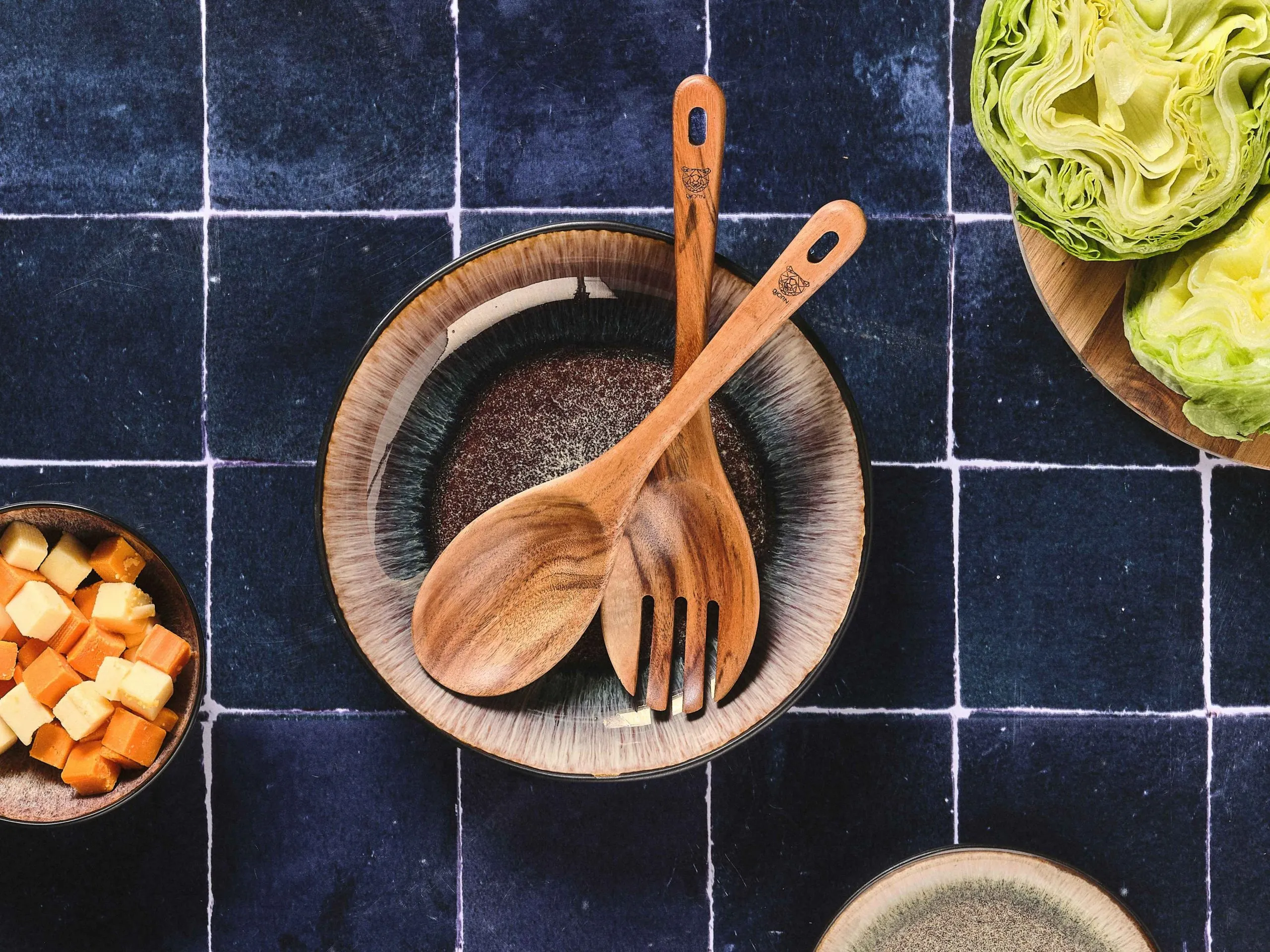 Couverts à salade en bois d'acacia eskil Marron