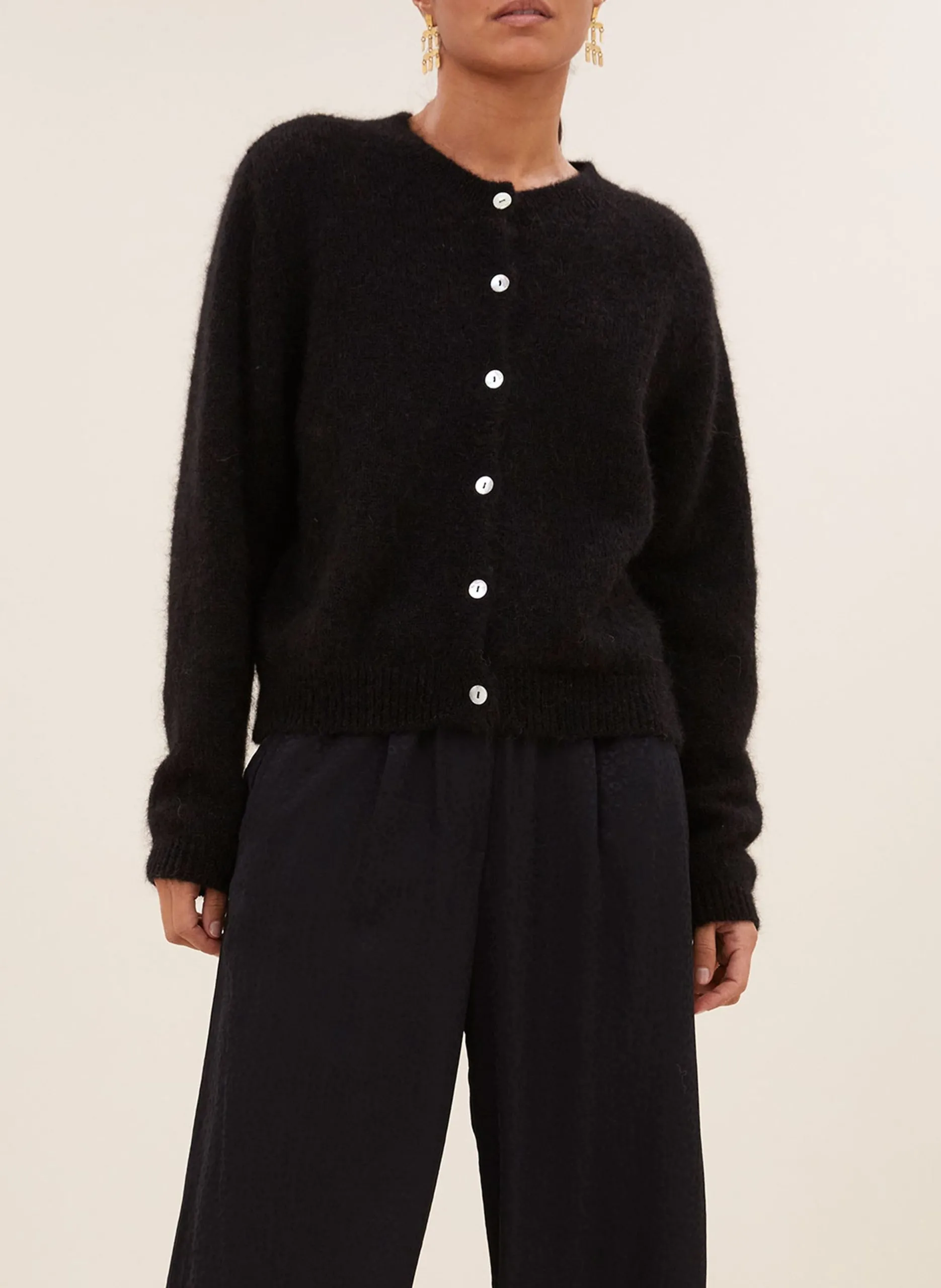 Cardigan boutonné en laine mélangée Noir CLEO