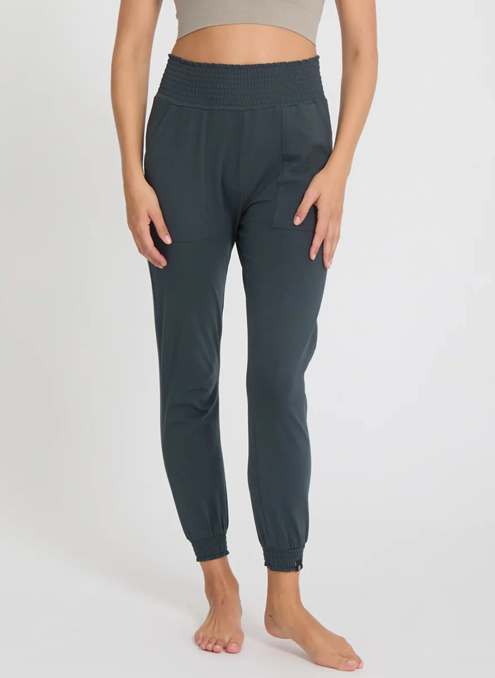 Pantalon slim élastiqué uni Vert