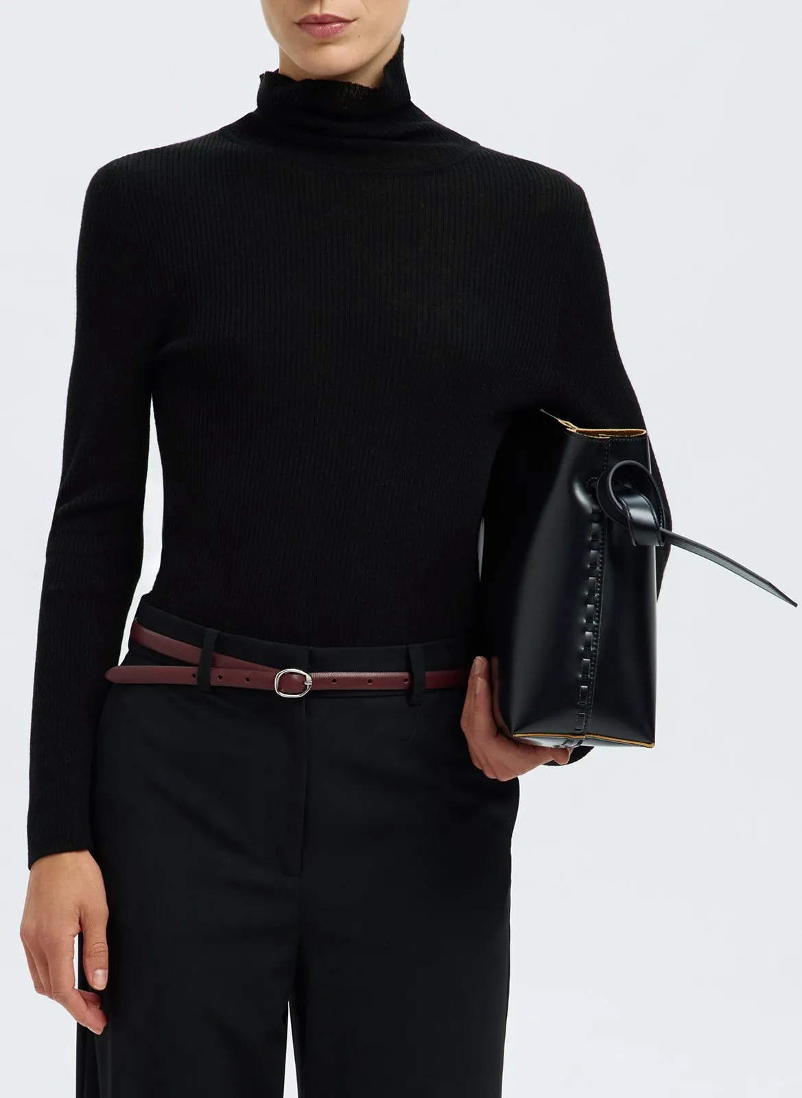 Sous-pull ajusté col roulé en maille Noir INGRID