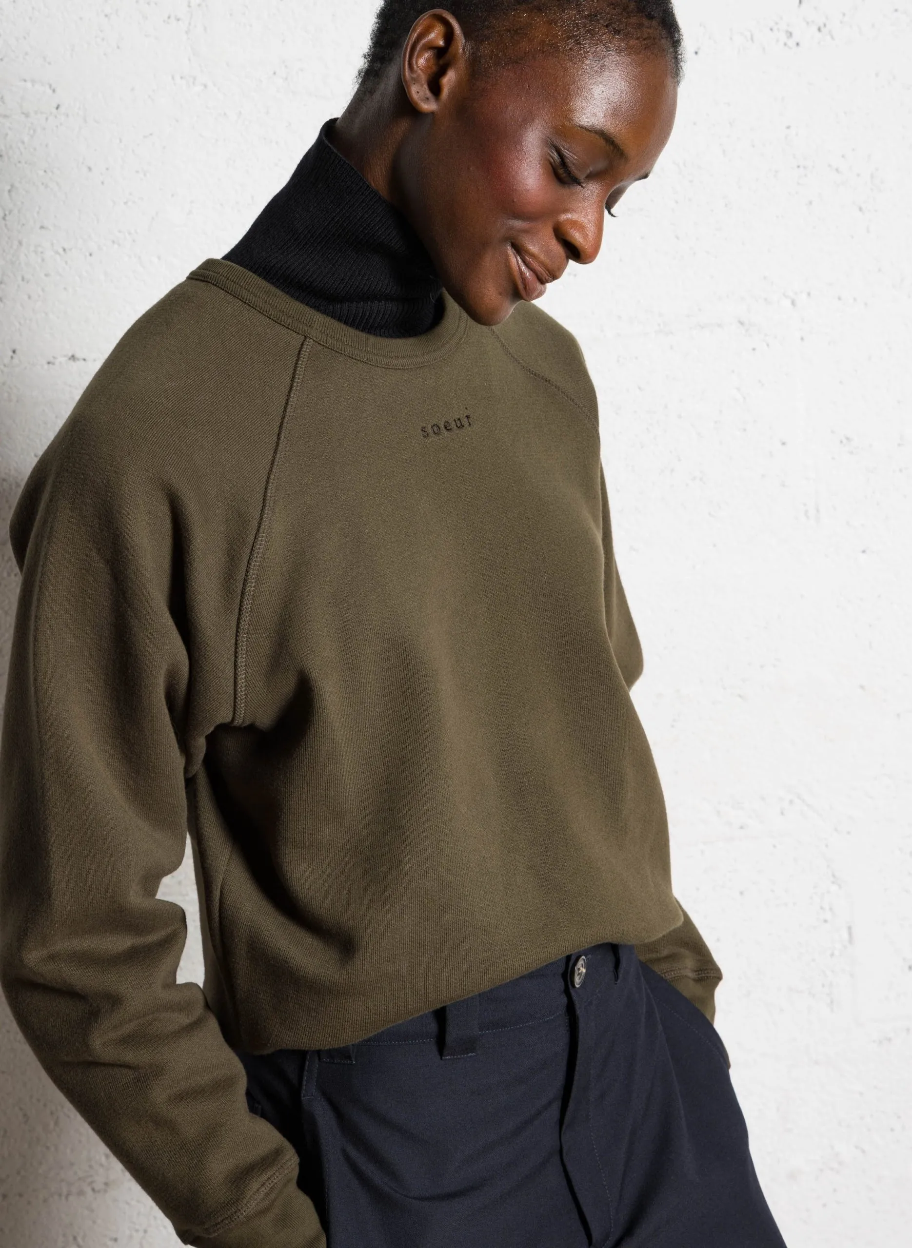 Sweat droit en coton bio Kaki ARTEMIS