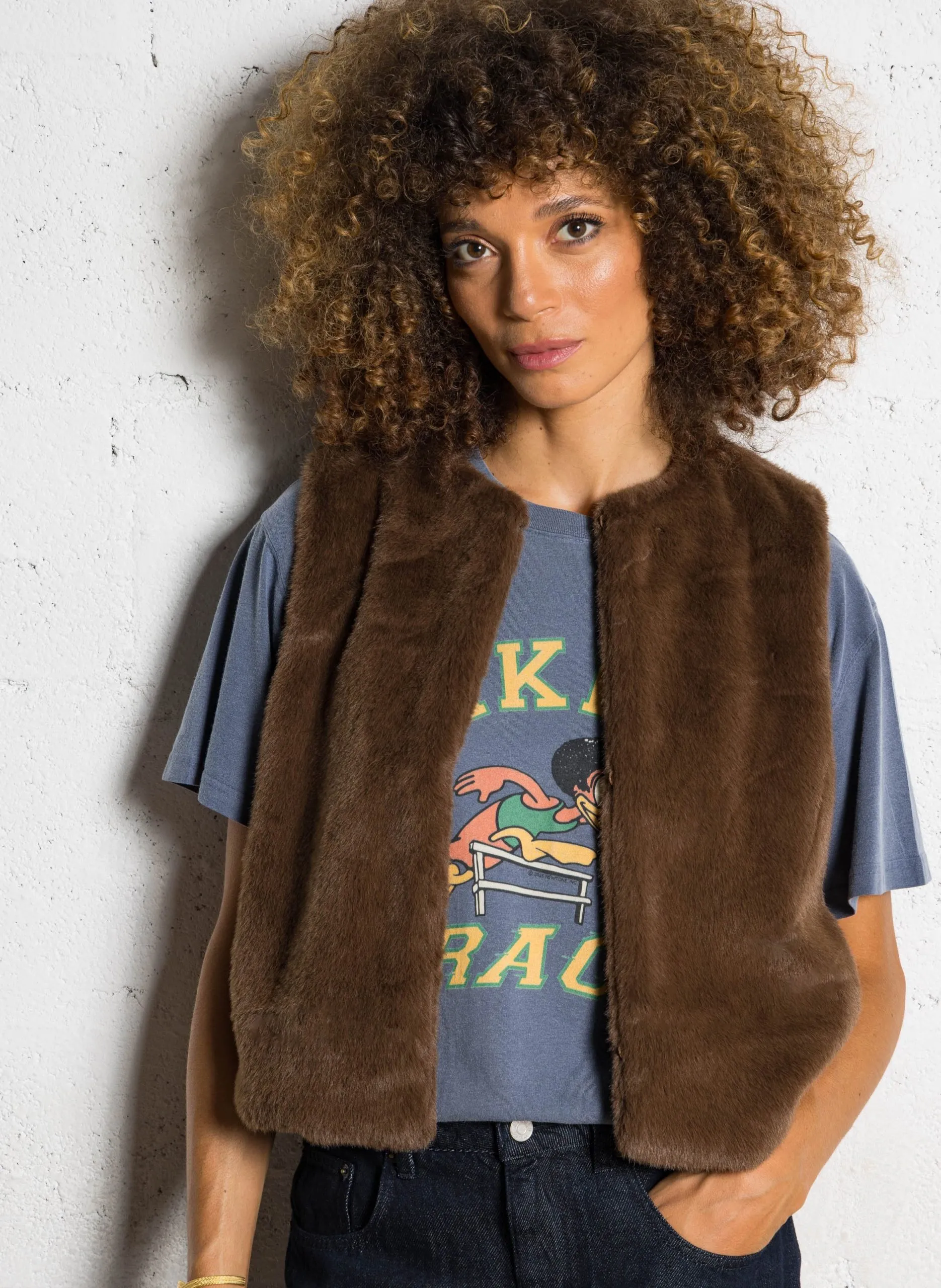 Veste droite col rond en fourrure synthétique Marron BACI