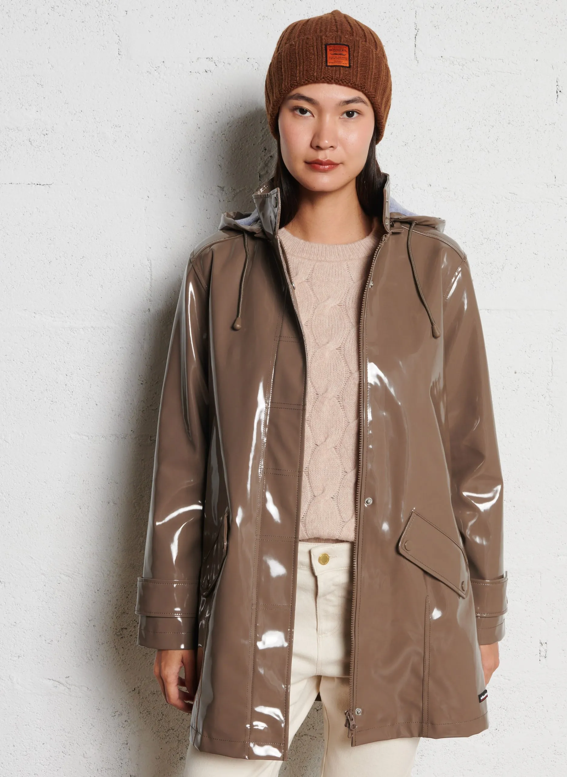 Imperméable à capuche vernis Gris MAÉ