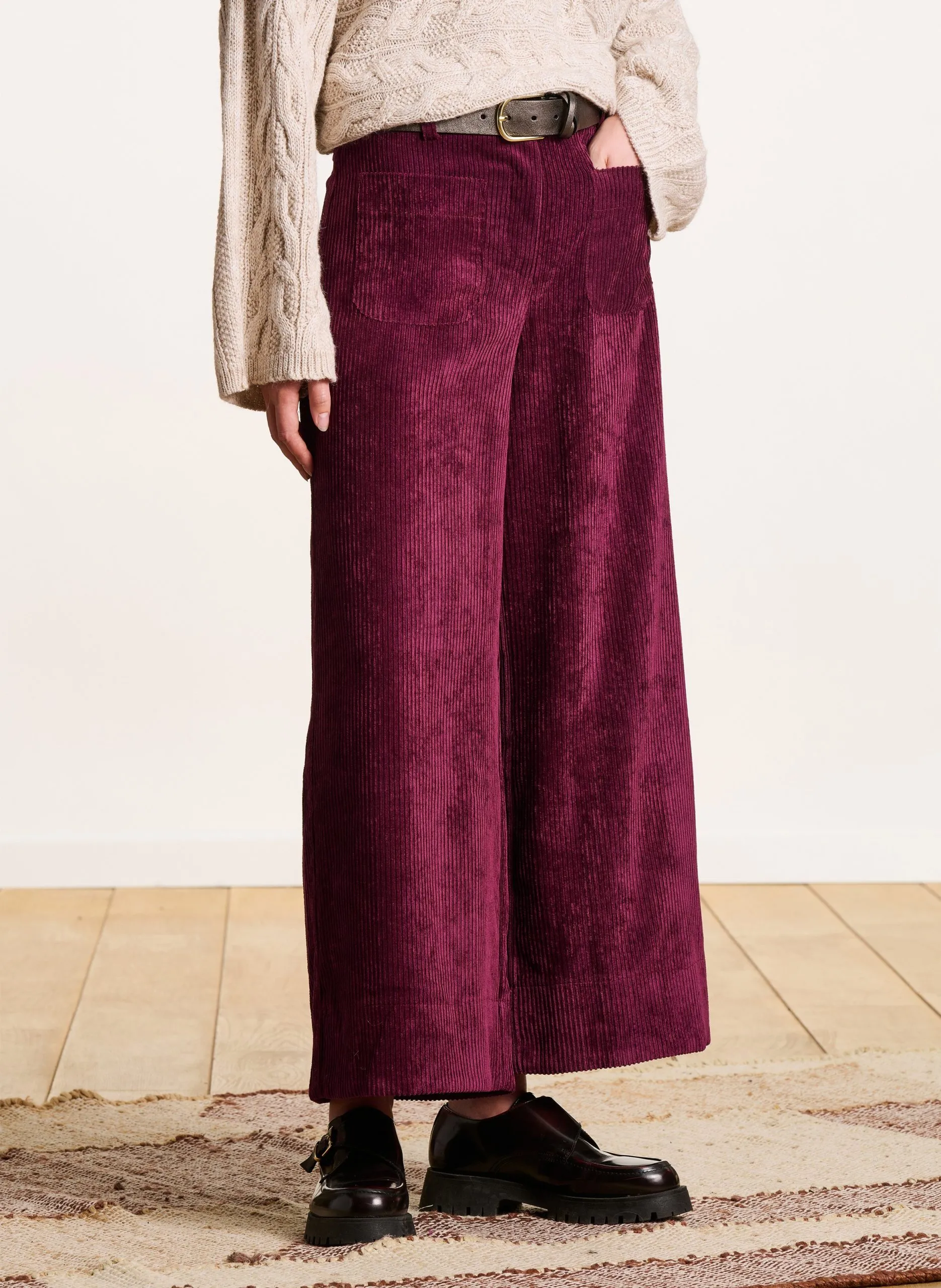 Pantalon cropped en velours côtelé Marron