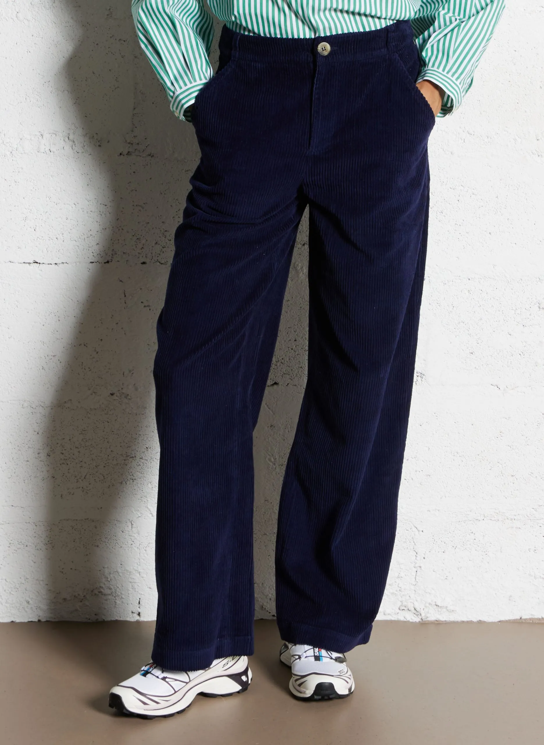 Pantalon large en velours côtelé Bleu PAMIRA