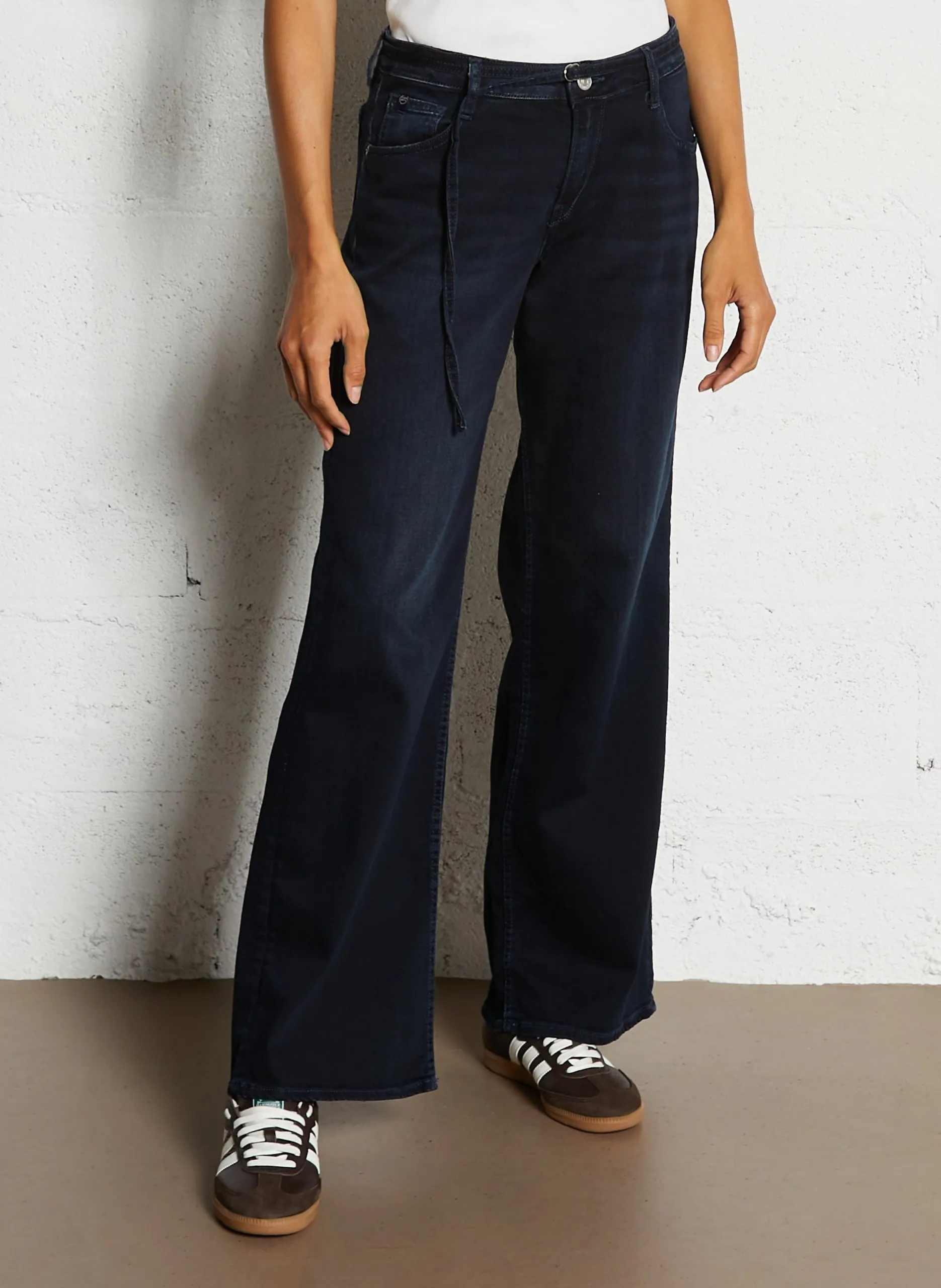 Jean large en coton mélangé Bleu LAURYN