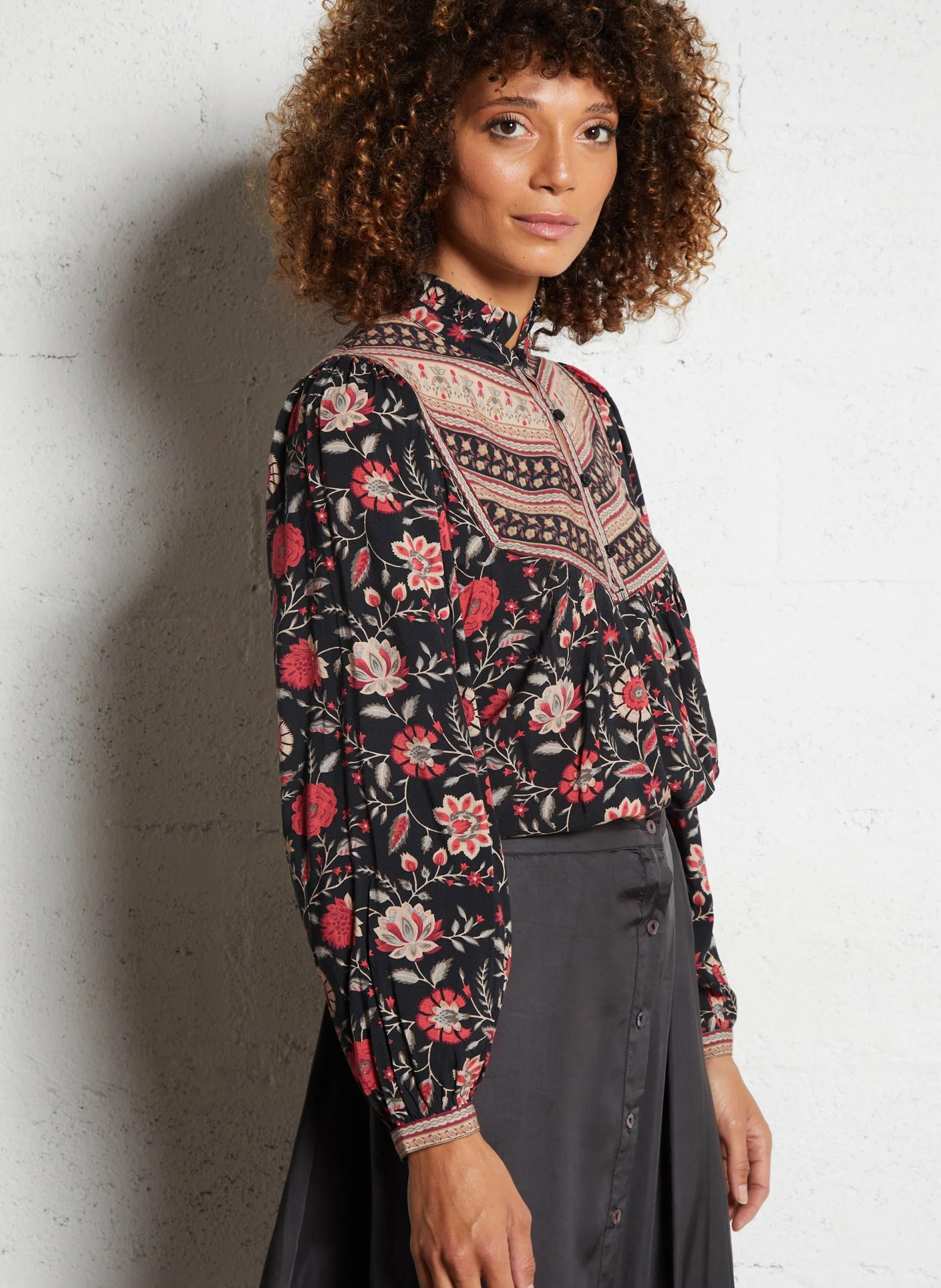 Blouse col victorien imprimée Noir TINA