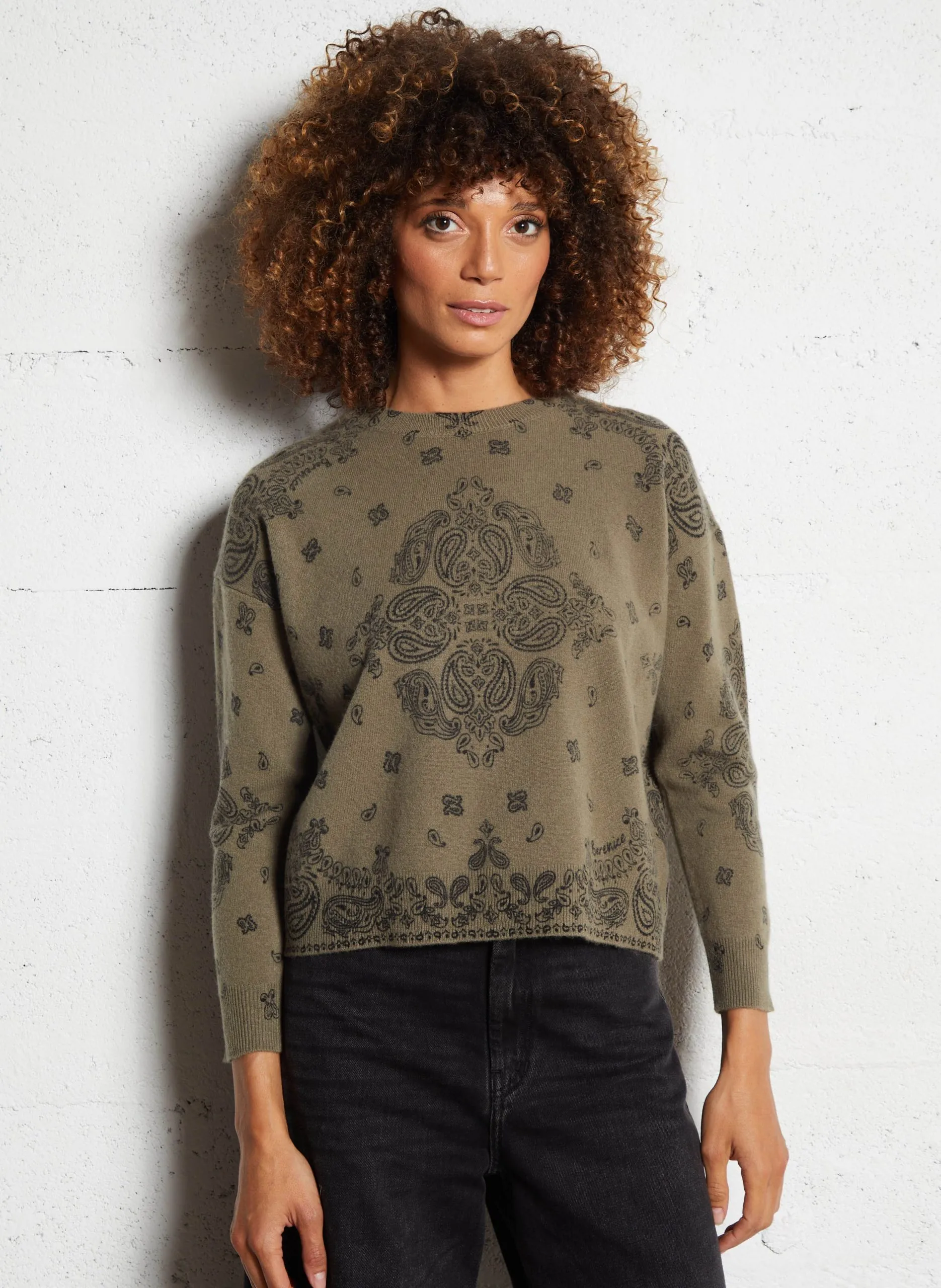 Pull ample col rond jacquard en laine Kaki MYBANDANA