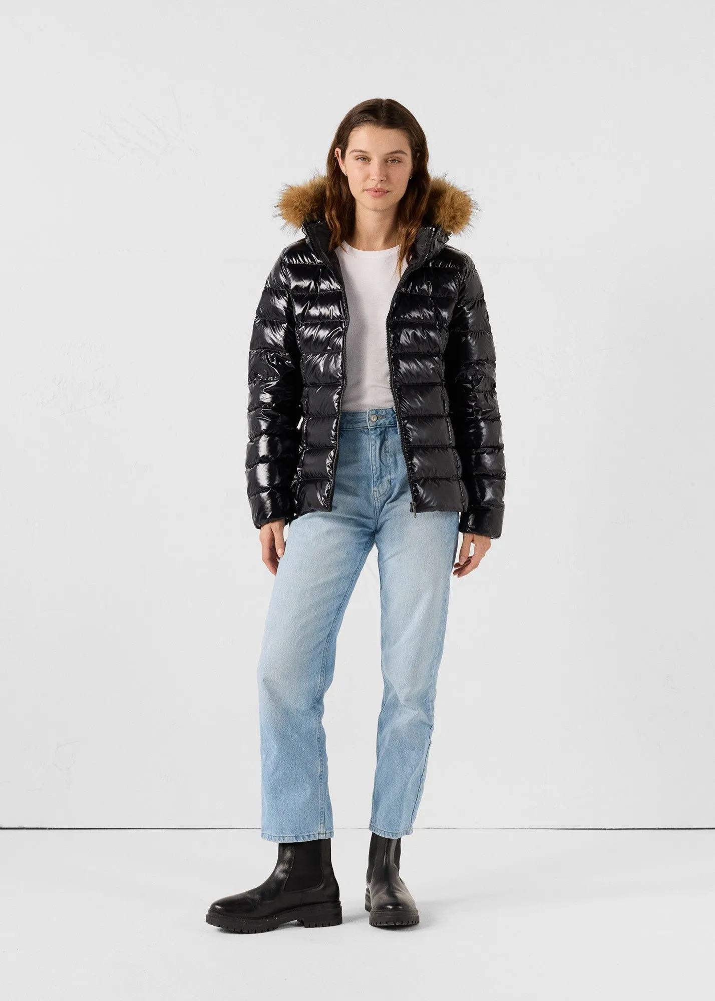 Doudoune à capuche grand froid laquée luxe laquée Noir