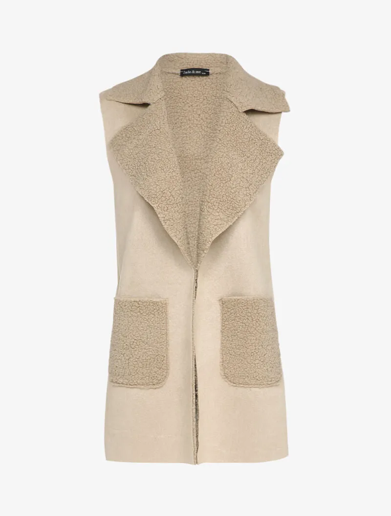 Veste sans manche style peau de mouton retournée - Beige