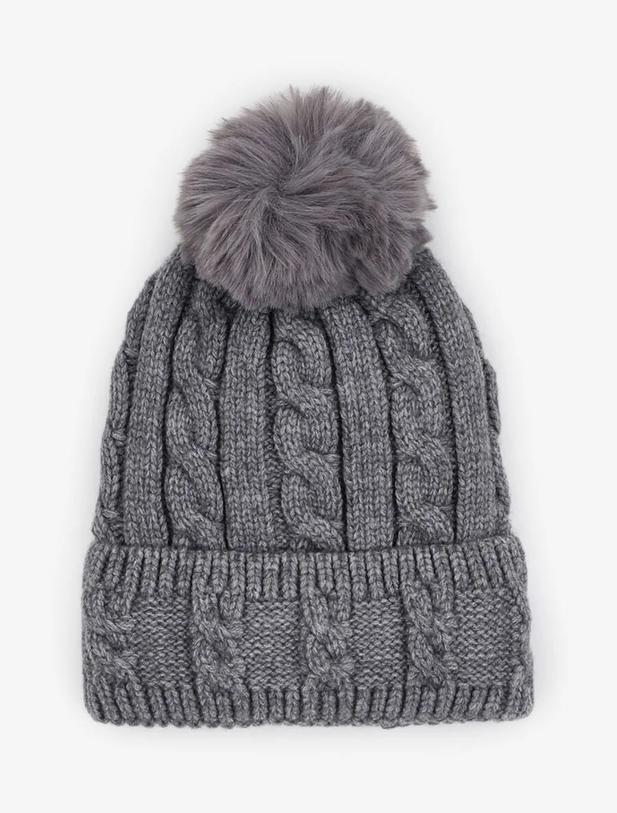 Bonnet en maille tressée à pompon - Gris foncé